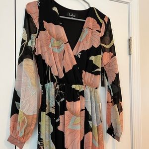 LULUS NWT black floral maxi longsleeve dress